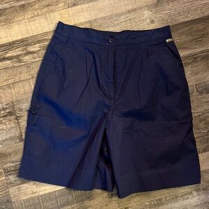 Elegant Navy Women's Bermuda Golf Shorts / DG58